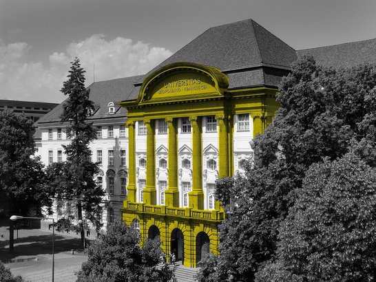 Hauptgegäude Universität Innsbruck